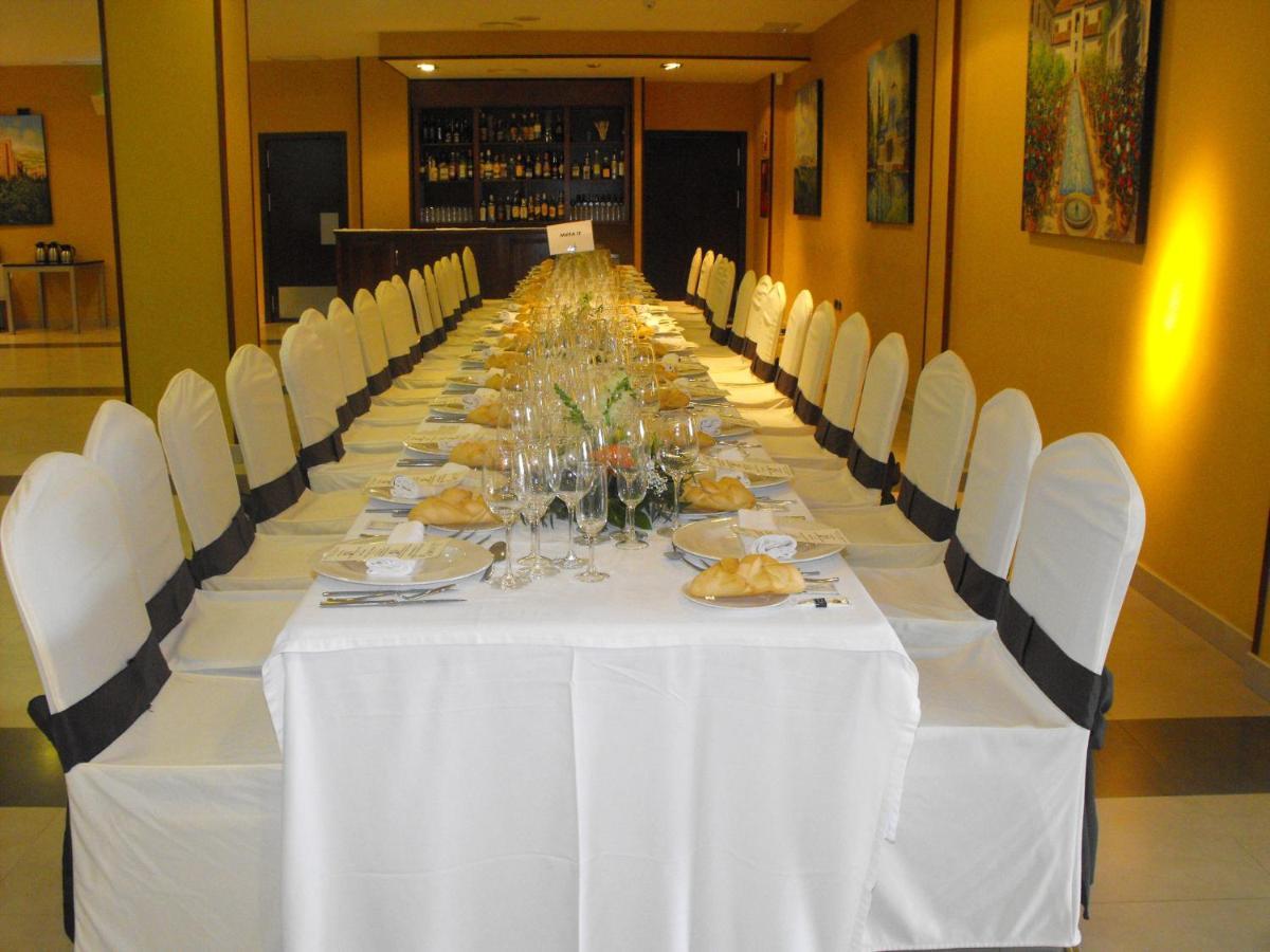 Hotel Hidalgo Esquivias Buitenkant foto